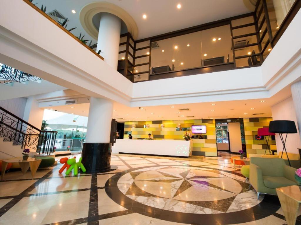 Mega View Hotel Kuantan Exteriör bild