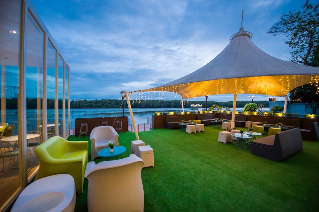 Mega View Hotel Kuantan Exteriör bild